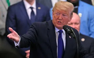 Trump suspends WHO funding