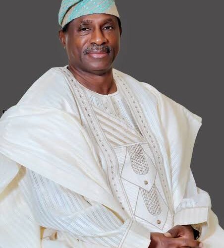 Lanlehin felicitates Olubadan at 92