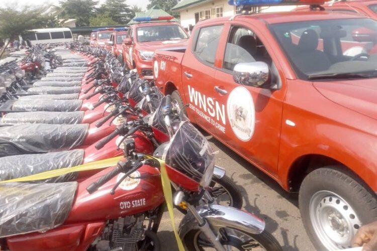 Makinde unveils operational vehicles, Motorcycles for Amotekun corps