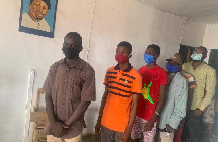 Just In: Over 500 people jostle for Ogunwuyi skills acquisition