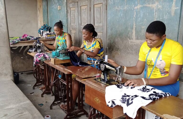 PHOTOS: Ogunwuyi begins Tailoring training for 70 youth in Ogbomoso