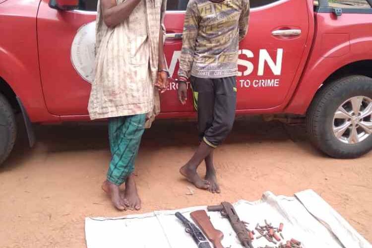 Amotekun arrest suspected bandits with Ak 47 in Ibarapa