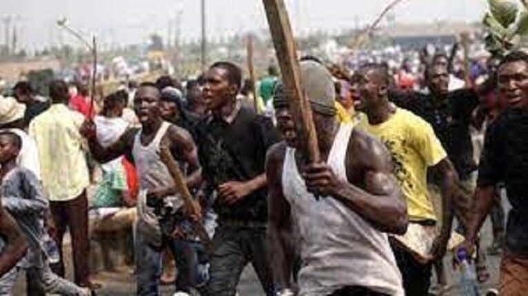 Hoodlums behead a popular politician in Imo