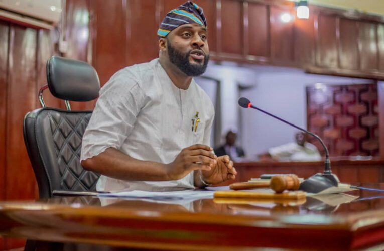 Oyo Assembly invites FERMA zonal Director over non completion of repair on federal roads in Ogbomoso, others