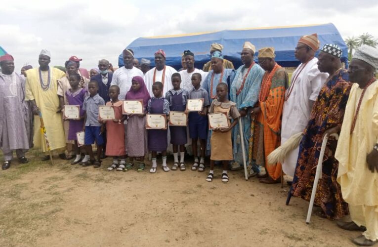 PHOTOS: Barr. Olasunkanmi Olaleye sponsors Quiz competition in Ogbomoso