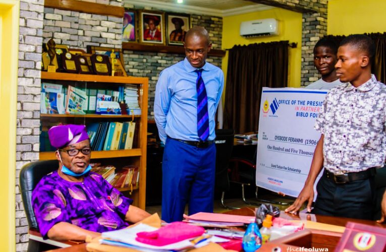 LAUTECH SUG partners BibloFoundation, award Grand Tuition Fee Scholarship to two Students