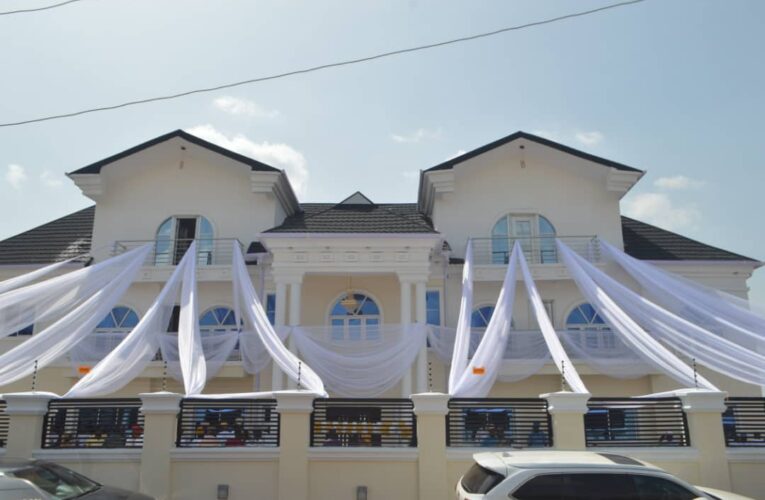 Excitement as CEO Twindad Int’l, Kunle Adegbite donates world class building to orphanage in Ogbomoso 