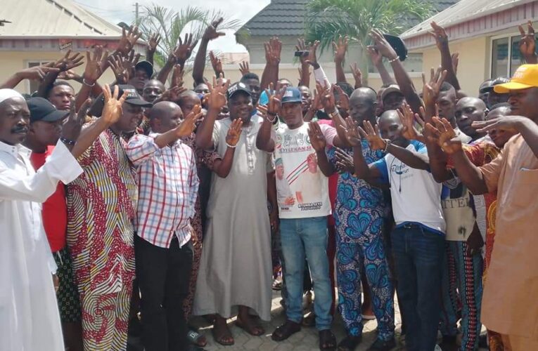 Ogbomoso South PDP unite, endorse Oyo majority leader for ‘second term’
