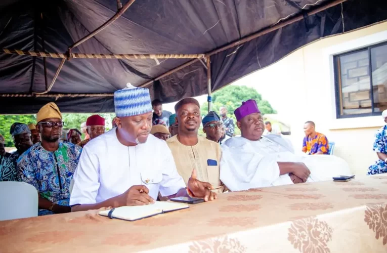 Eid-el-Adha: Ogunwuyi holds prayer for Makinde, distributes cows, rams 