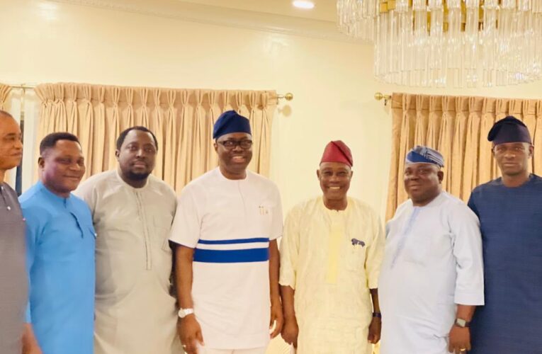 BREAKING: LAUTECH Alumni meets Makinde, discusses resumption, renaming of institution 