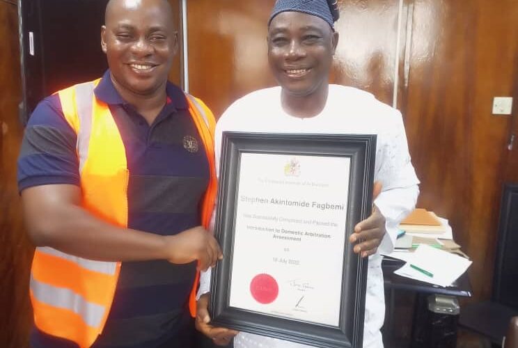‘I came to greet my father’— OYRTMA Chairman visits Oyo Deputy Governor