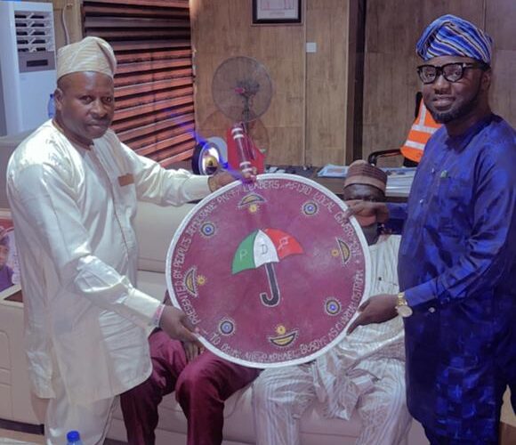 Afijio PDP leaders congratulate OYSROMA Chairman, Busoye Ogunlade