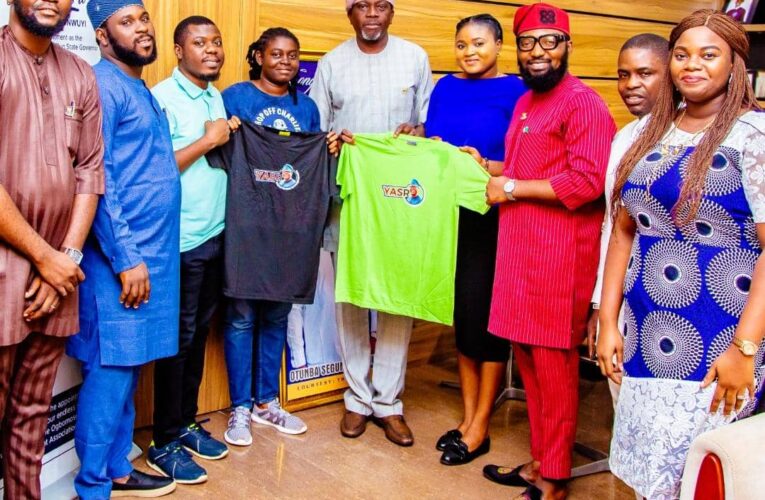 2023: Oyo SSG, CoS, HoS Commend Makinde’s Support Group, YASR, Pledge Continuous Support