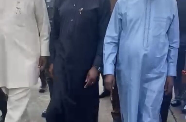VIDEO: Oyo Deputy Governor receives Atiku Abubakar, others