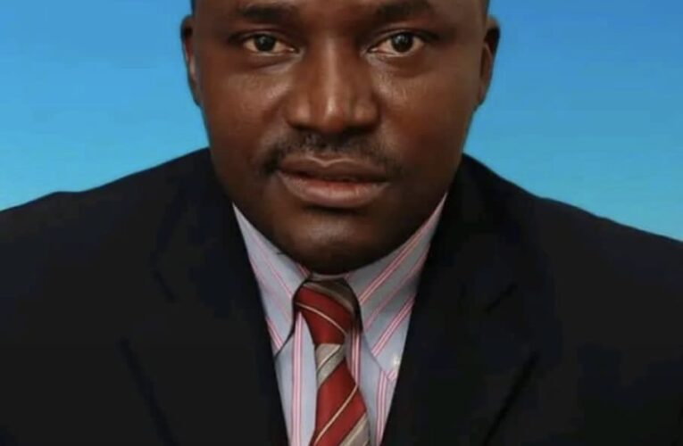 SeyiBayoDe media team celebrates Bayo Lawal’s ally, Professor Abdulone 