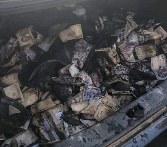 PHOTOS: Three policemen, others burnt to death in bullion van accident