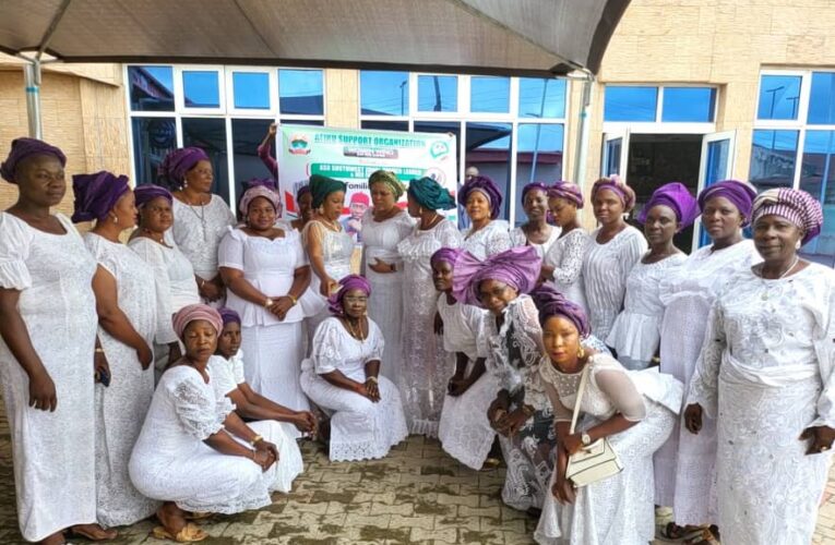 ASO cordinator, Yeye Adenike takes Atiku to Ekiti women