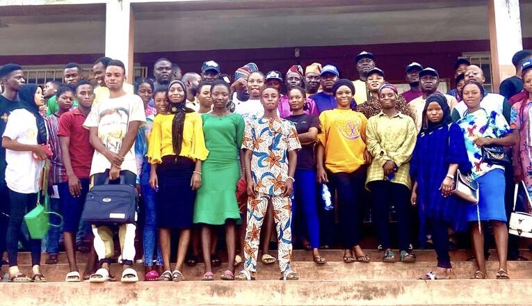 100 Students Enjoy 3rd Oyo Speaker Bursary Award Program