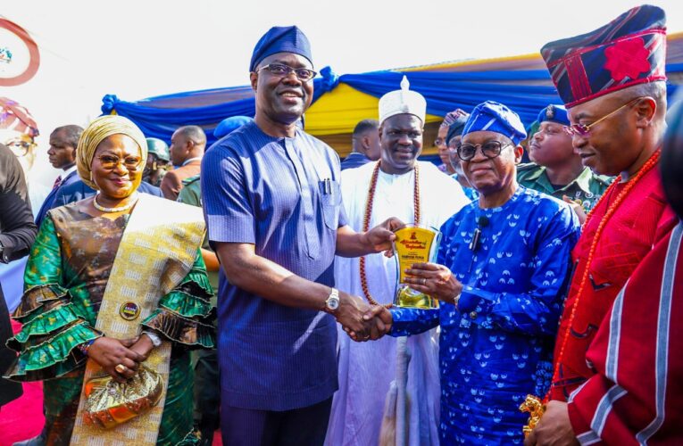 Osun, Oyo govs flag off 91km Ibadan-Iwo-Osogbo Road