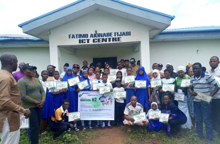 Nigeria @62: Friends of Deji Ola, FOD, trains youths on soap-making, agribusiness, other skills