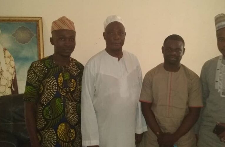 PHOTOS: Your writing skill had once captured mind of Ladoja from breaking his fast— Mogaji Adanla congratulates Oyedeji Ahmed (LMP) 