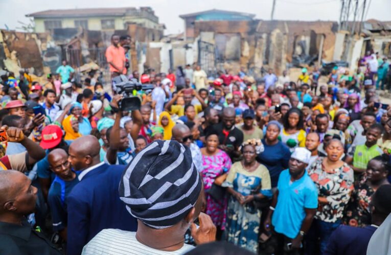 Makinde inspects Apata fire razed area, assures govt immediate support