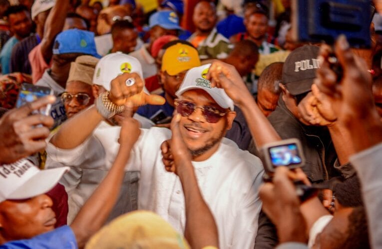 Mammoth Crowd as Shina Peller Talent Act kicks off in Saki 