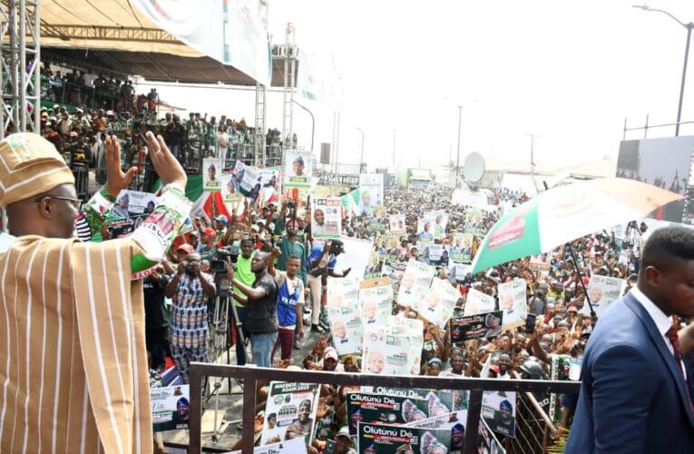 G-5 govs seek support for Makinde, PDP candidates’ election