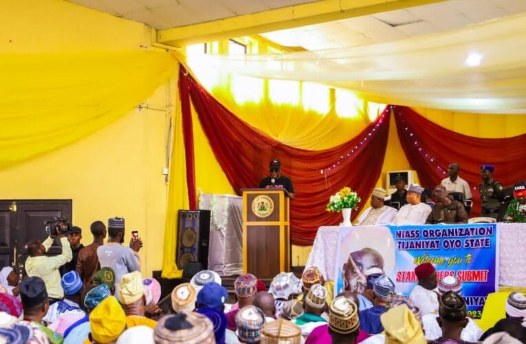 Oyo Tijaniyah Endorses Makinde For Second Term