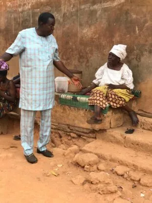 Oyo DG’s ally, TPL Williams, SSA Public Affairs, Councilors, others lead House to House campaign for Gov. Makinde, other PDP candidates in Ogbomoso 