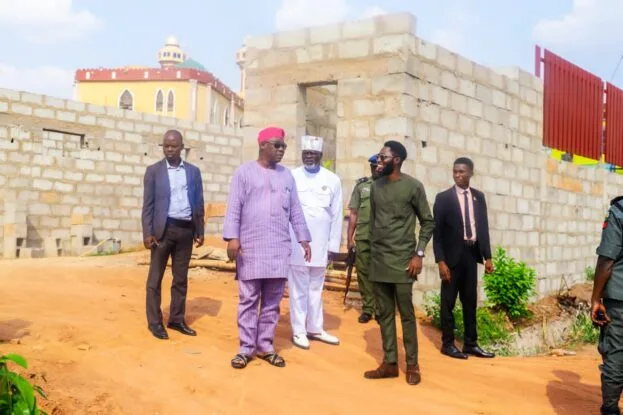 Oyo deputy gov inspects Bodija Estate Recreation Centre, two other Projects