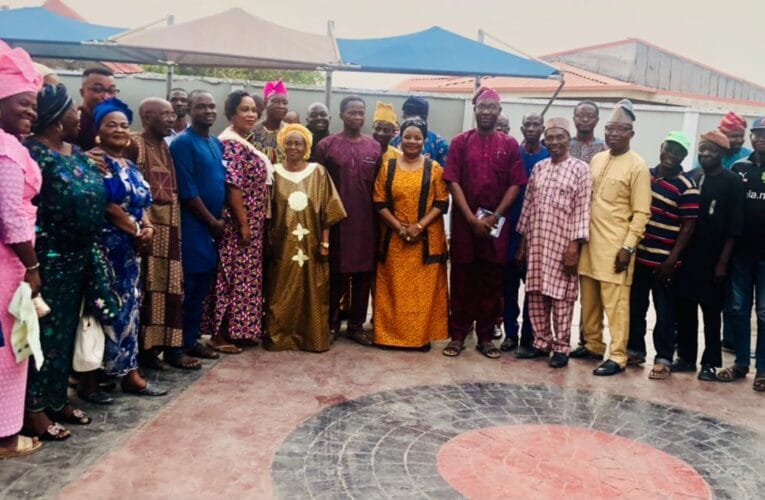 2023: Wife of Oyo Deputy Gov commends Ibadan KPU for adopting Makinde, PDP Reps candidate IJABAH