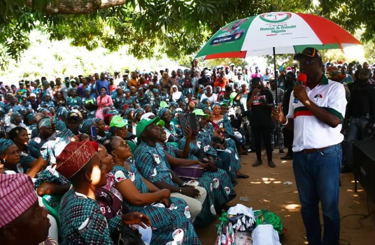 Makinde explains importance of flagged-off 48km Ido-Eruwa Road