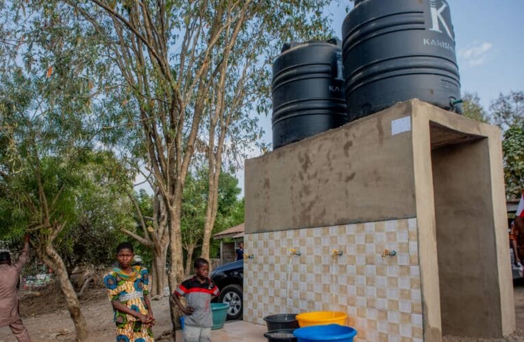Oyo Speaker, Ogundoyin completes 15 motorized borehole projects, facilitates another 7 in Eruwa, Lanlate 