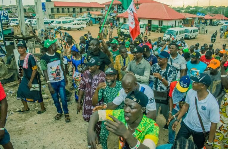 Omituntun 2.0: Ibadan North Council Chair’ Agbe Egbe Led Thousands of Party Faithfuls To A Rally For Makinde, OYHA Candidates