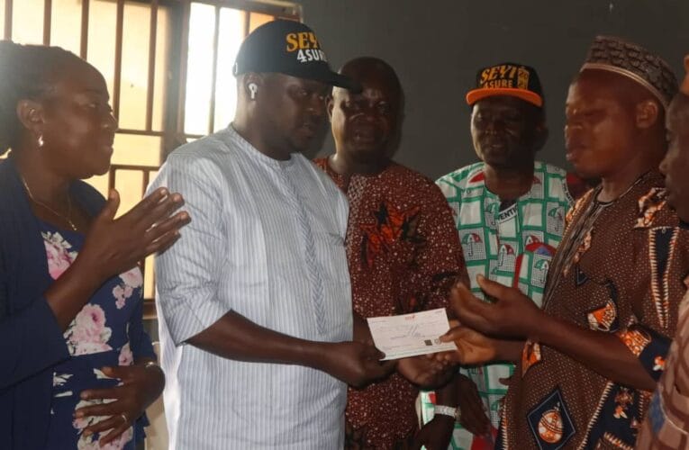 Ido LG Chairman, Adeojo, Donates N1.5m To Fasttrack Completion Of Mosoke Bridge At Apete 