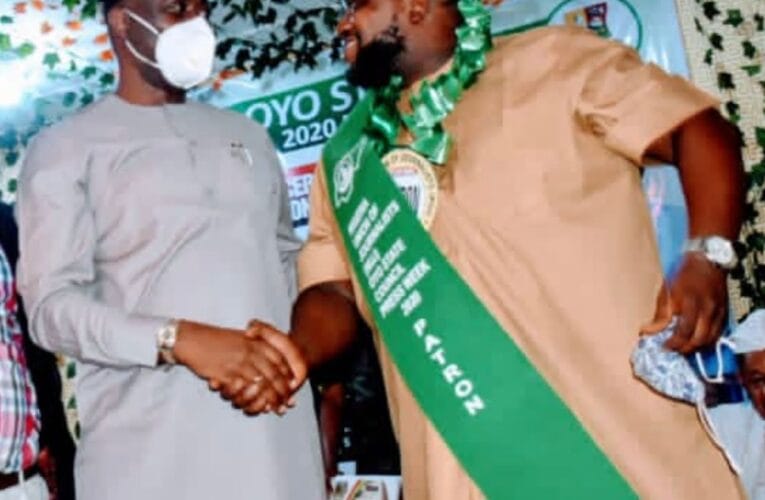 Akande congratulates Makinde on re-election victory