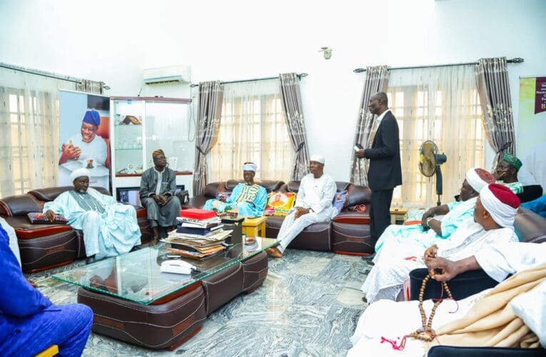 Oke-ogun league of Imam & Alfas congratulates Oyo Deputy Gov-elect, Bayo Lawal