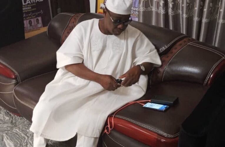 Oorelope LG Chairman, Raheem, Felicitates Oyo Deputy Governor On Birthday