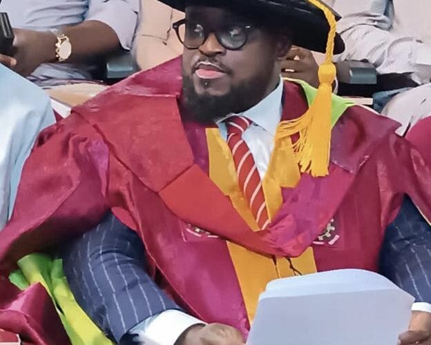 LAUTECH alumni commend Adiatu for donating 750LTH, 100KVA generator, others to Alma Mater