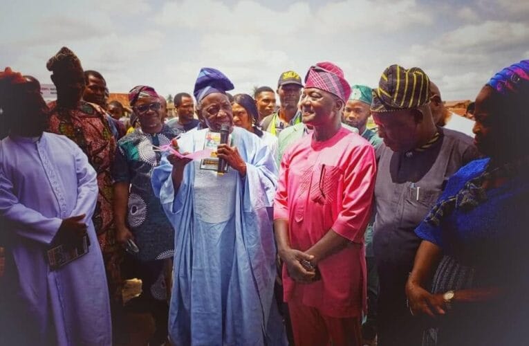 PHOTOS: Captain Jacob names ICT centre after Saka Balogun, commissions other projects 