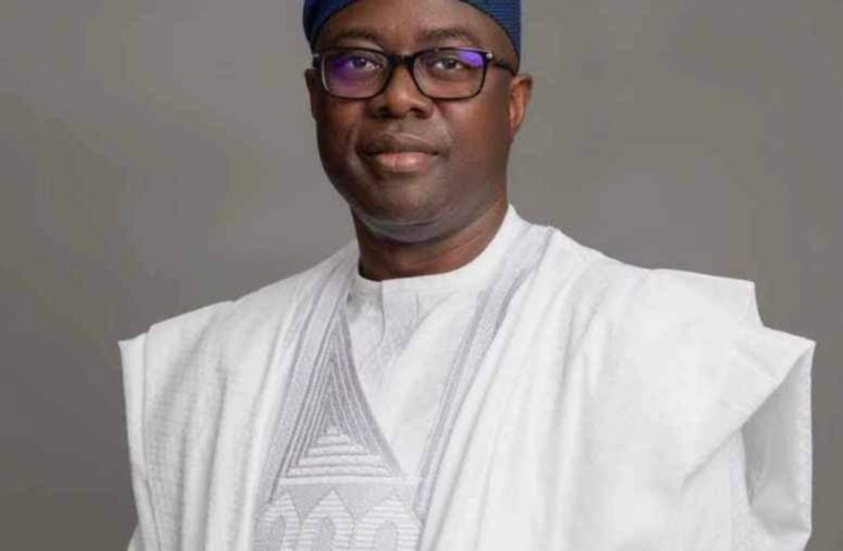 JUST IN: Makinde appoints three Executive Assistants 