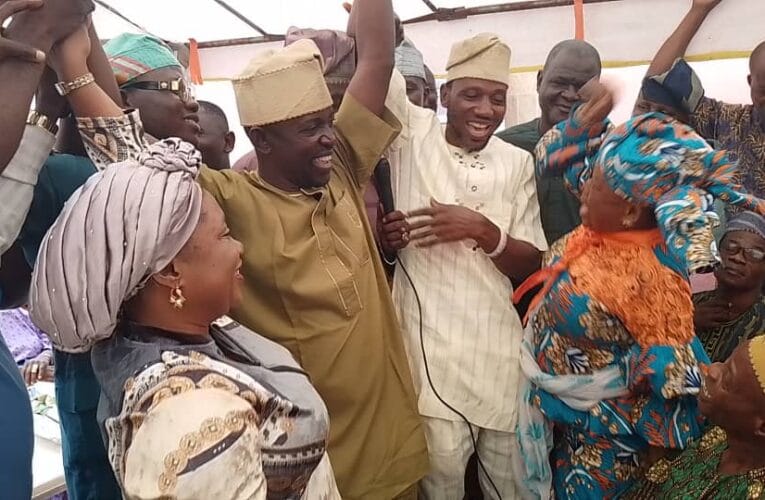 JUST IN: Oluyole finally settle for Akeem Olatunji as consensus candidate 
