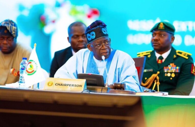 JUST IN: Tinubu, Makinde, 5 other govs head to Benin Republic Tuesday 