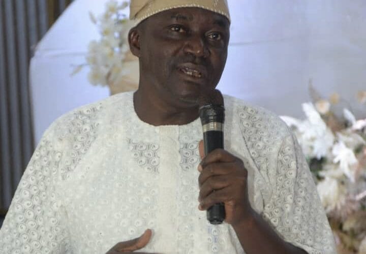 Illegal fees collection: Oyo govt reads riot act to principals, teachers 