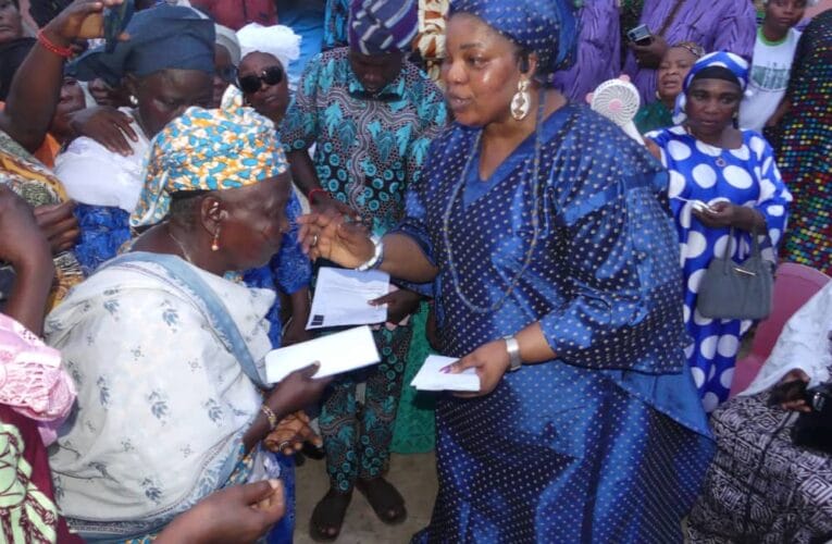 Empowering Market Traders: Iyaloja General of Oyo State, Princess Folashade Abeo Launches Business Support Palliative