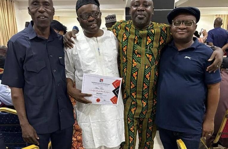 Tribune’s General Editor, Taiwo Adisa, 38 Others Inducted As Members Of Nigerian Guild Of Editors