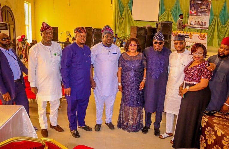 LAUTECH alumni BoT Chairman, Bewaji congratulates new Executives, commends Limo’s superlative  performance 