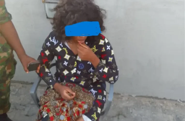 Soldiers Rescue Woman From Committing Suicide In Lagos Lagoon
