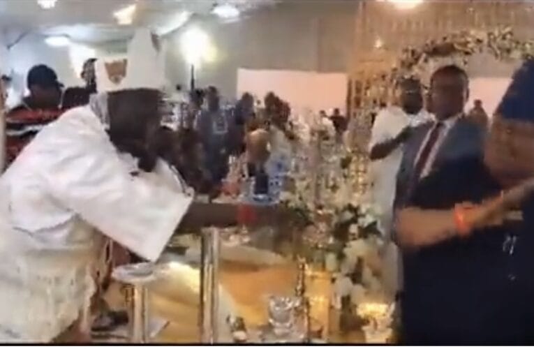 Trending video of Gov Adeleke appearing to brush off Ooni’s handshake (Video)